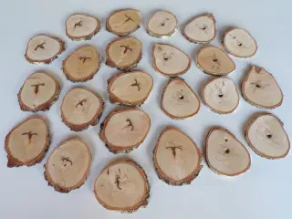 NYE Unikke Træskiver i Birketræ med mønster / hul