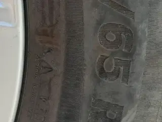 Originale VW fælge med Michelin vinterdæk