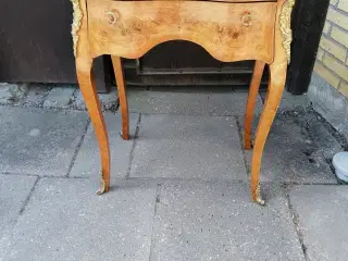 Vægbord