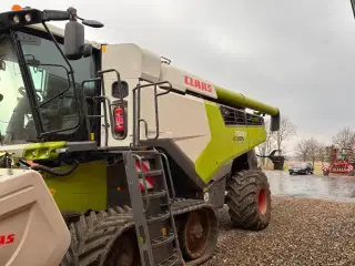CLAAS LEXION 7600 TT 4WD