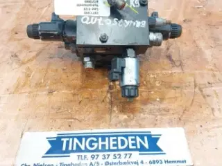 Case IH 9120 Hydraulikventil 87313989