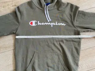 Champion hoodie i army grøn