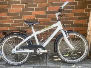 Købt til 4899 kr 20 tommer 
