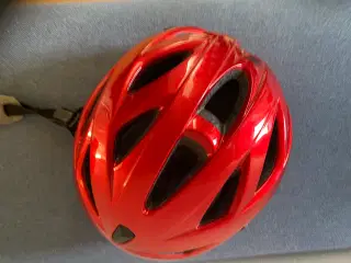 Cykelhjelm ABUS rød