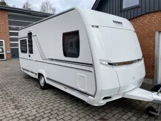 2023 - Fendt Apero 495 SFB   Dejlig vogn med rundsidegruppe og franskseng fra Hinshøj Caravan A/S