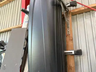 Tagboks til Peugeot 5008