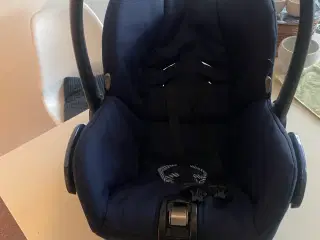Baby stol. Maxi cosi