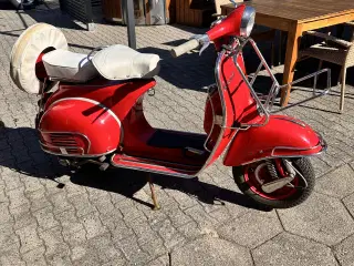 Vespa grand lux 
