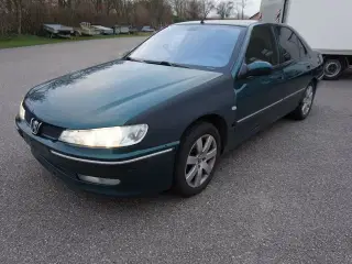 Peugeot 406, 1,8 Sedan Grøn metallic Årg. 2002 (MOMSFRI)