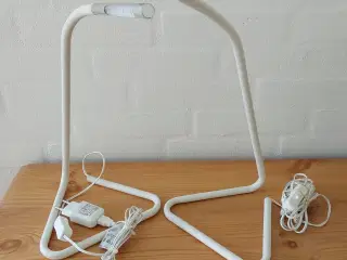 2 stk LED- skrivebordslamper Hårte fra IKEA