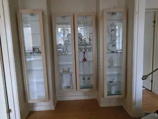 Vitrineskab - væghængt