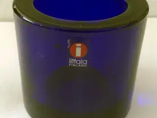 Marimekko fyrfads lysestage i mørk blå