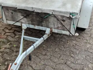 Mangler trailerkasse - men skal nok fjerne trailer