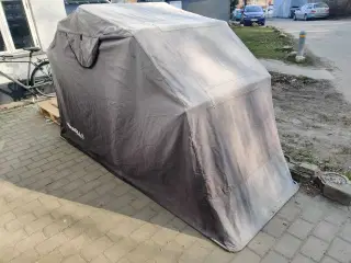 Armadillo MC garage