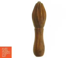 Træ citruspresser (str. 15 cm)