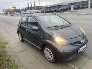 Toyota Aygo med vinterdæk 