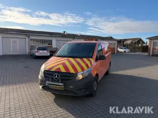 Varebil Mercedes-Benz Vito med automatgear- Følgebil