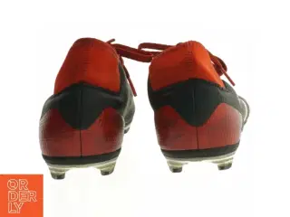 Fodboldstøvler fra Adidas (str. 37,5)
