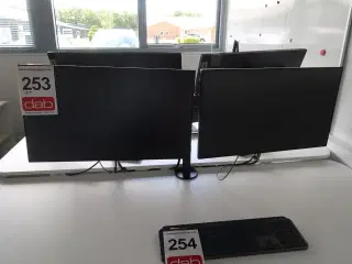 2 stk. Dell UltraSharp U2422H 24" skærme på arm