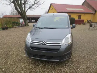 Citroen Berlingo 1.6 HDi Årg 2015. Nysynet. 