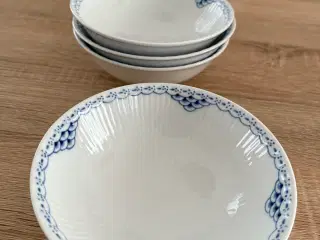 4 stk Royal Copenhagen Prinsesse skåle