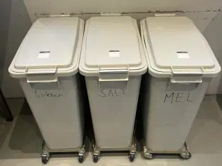 3 stk. Spande på hjul