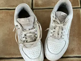 Hvide sko