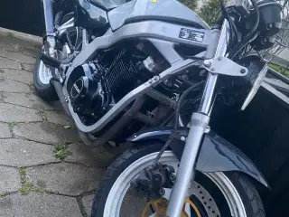 Suzuki gs500e