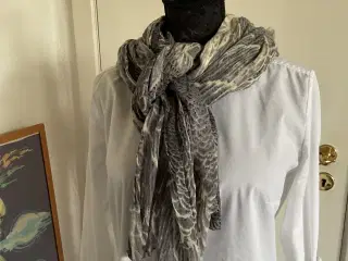Fint nyt stort tørklæde i sort/grå/beige