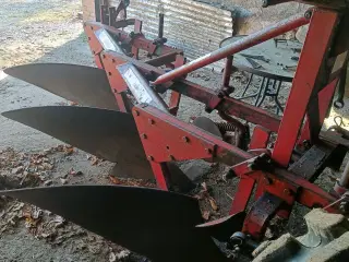 Kongskilde Eminent/Skjold 3 furet - sælges momsfri