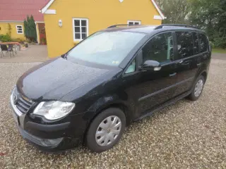 VW Touran 1.9 TDi 105 Hk Synet 2022. 