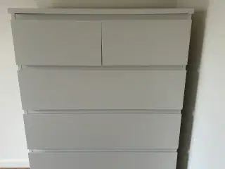 Stor kommode