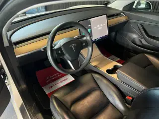 Tesla Model 3  Standard Range+ RWD