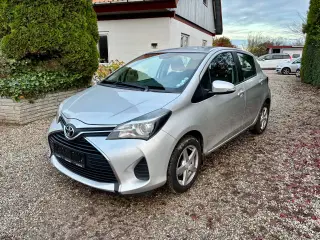 Toyota Yaris 1,3 VVT-I T2 100HK 5d 6g