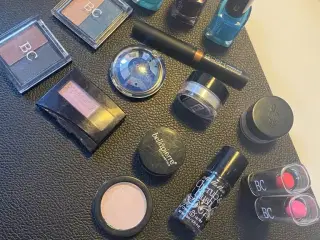 17 forskellige beauty-produkter