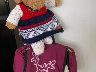 Børne toilettaske og Bamse elg 