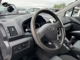 Toyota Corolla SportsVan 1,6 110HK Van