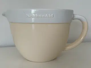 Cremefarvet Kitchenaid skål m. hank.