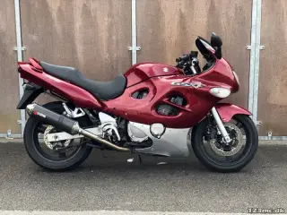 Suzuki GSX 750 F