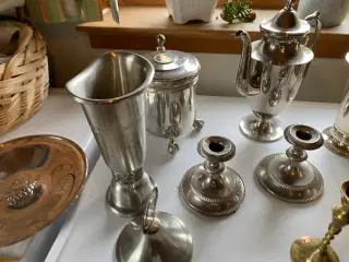 Diverse trofæer m.m.
