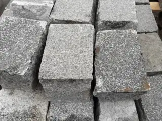 Granit sten ca.14x14x20