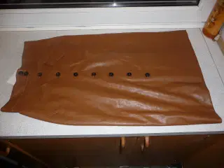 nederdel str 40 H&M