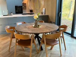 Rundt spisebord Ø150 