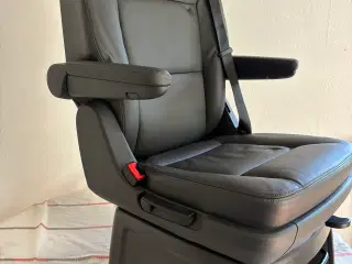 VW Multivan T5 indretning sæder mm