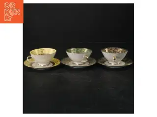 Porcelænskopper med underkopper fra Bavaria (str. Kopper. ø. 9 cm. tallerkener. ø. 12 cm)
