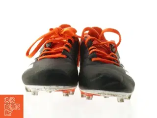 Fodboldstøvler fra Adidas (str. 35)