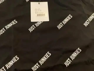 Just Junkies T-shirt