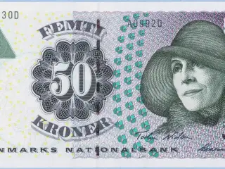 DK. 2 stk. 50 kr. sedler fra 2001