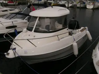 Quicksilver 500 Pilothouse, Motorbåd, årg. 2013