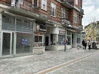 Hillerød - Butik med prima beliggenhed i Slotsgade